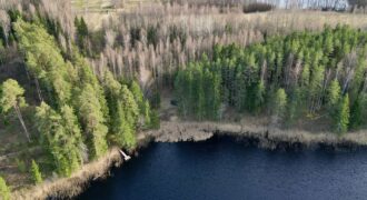 Īpašums starp diviem ezeriem – Kāņciemā