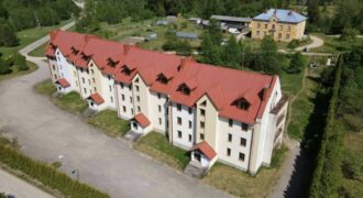 Daudzdzīvokļu māja Drabešu pagastā