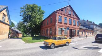 Daudzdzīvokļu nams Valdemārpilī