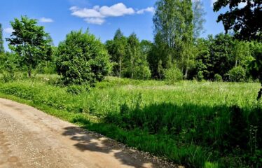 Divi gleznaini lauku īpašumi ar ēkām – Abavas pagasts, Talsu novads