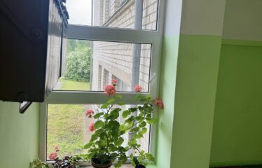 Pārdod 2-istabu dzīvokli Sabilē