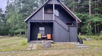 Zeme ar dārza mājiņu, Tārgales pagastā