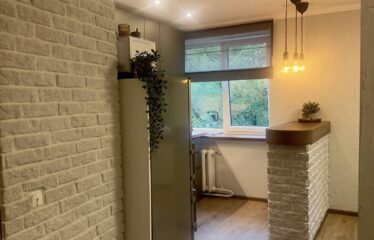 4 istabu dzīvoklis Zvirgzdos