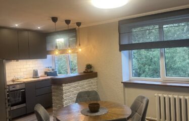 4 istabu dzīvoklis Zvirgzdos