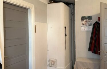 Skaisti iekopts īpašums, Talsu novadā ar skatu uz Laidzes ezeru