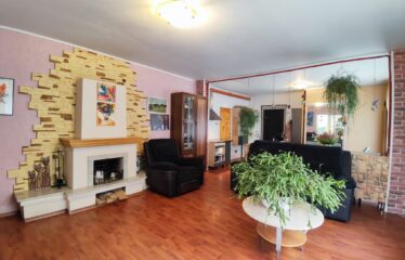 Privātmāja ar saimniecības ēku Tukumā