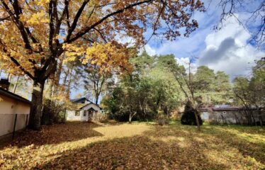 Zemesgabals ar namiņu Berģos