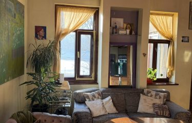 Daudzfunkcionāla ēka Talsu pilsētā, pie ezera