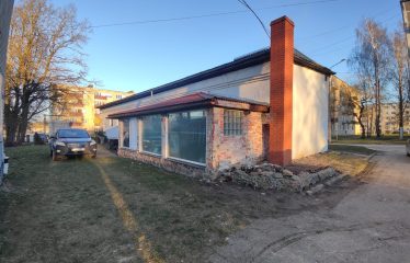 Veikals-kafejnīca Ugālē