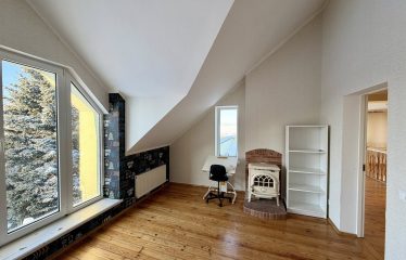 Ekskluzīva māja pie Lielupes Priedītes pagastā