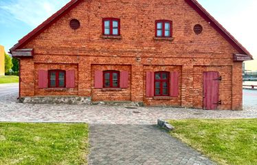Ekskluzīva vēsturiska komercēka Ventspilī